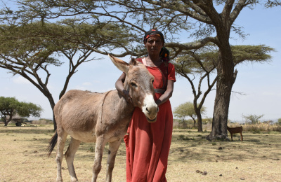 Samuna stood with donkey